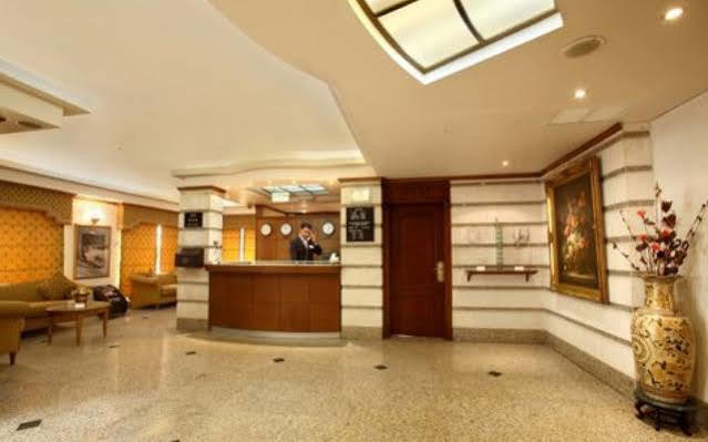 Capri Hotel Suites Ammán Kültér fotó
